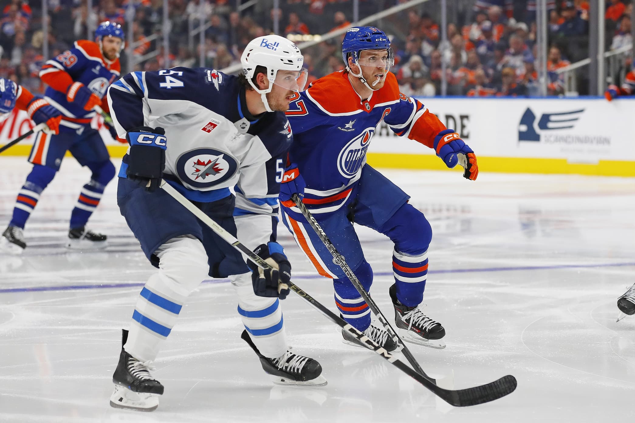 Edmonton Oilers Connor McDavid vs Winnipeg Jets
